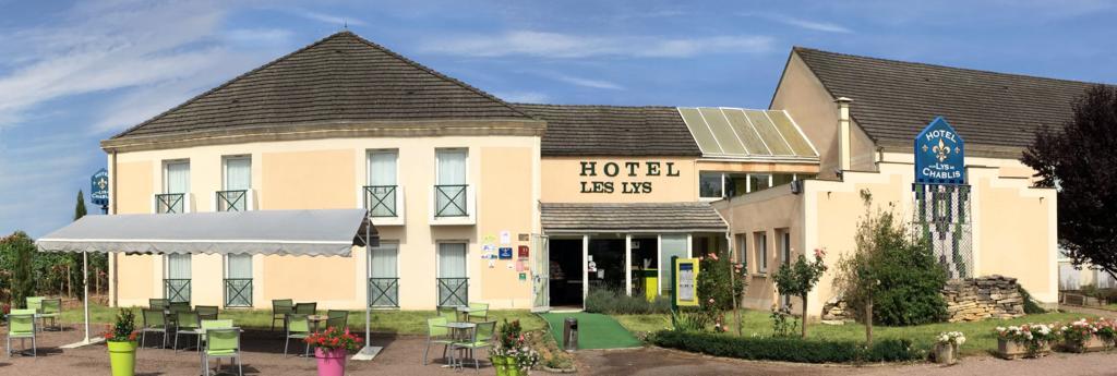 Hotel Aux Lys De Chablis Exterior foto